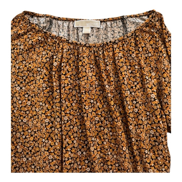 Women’s Blouse - Picture 3 of 7